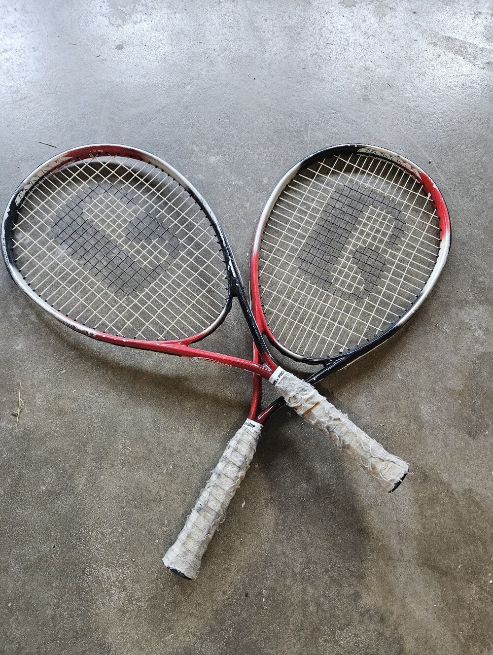 GAMMA Powerstick Tour Camp XL Tennis Racquet Lot of 2 Grip 4-5/8 No. 5 Red/Black